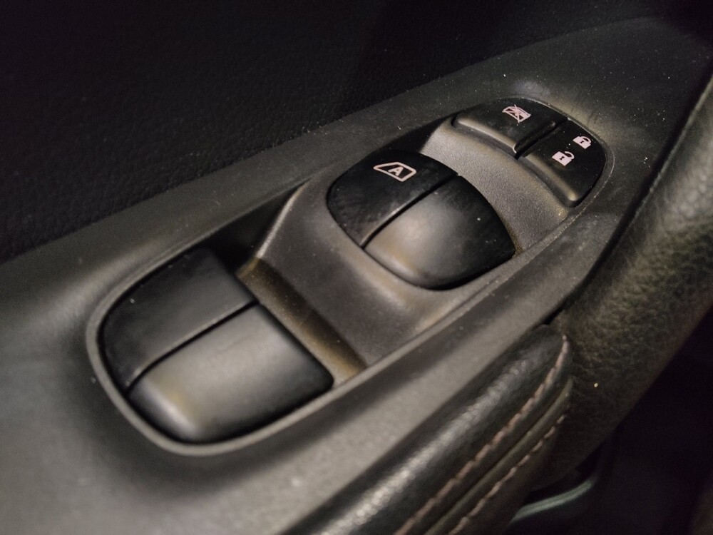 2017 Nissan Rogue in Miami, FL 33157 - 18094445 27