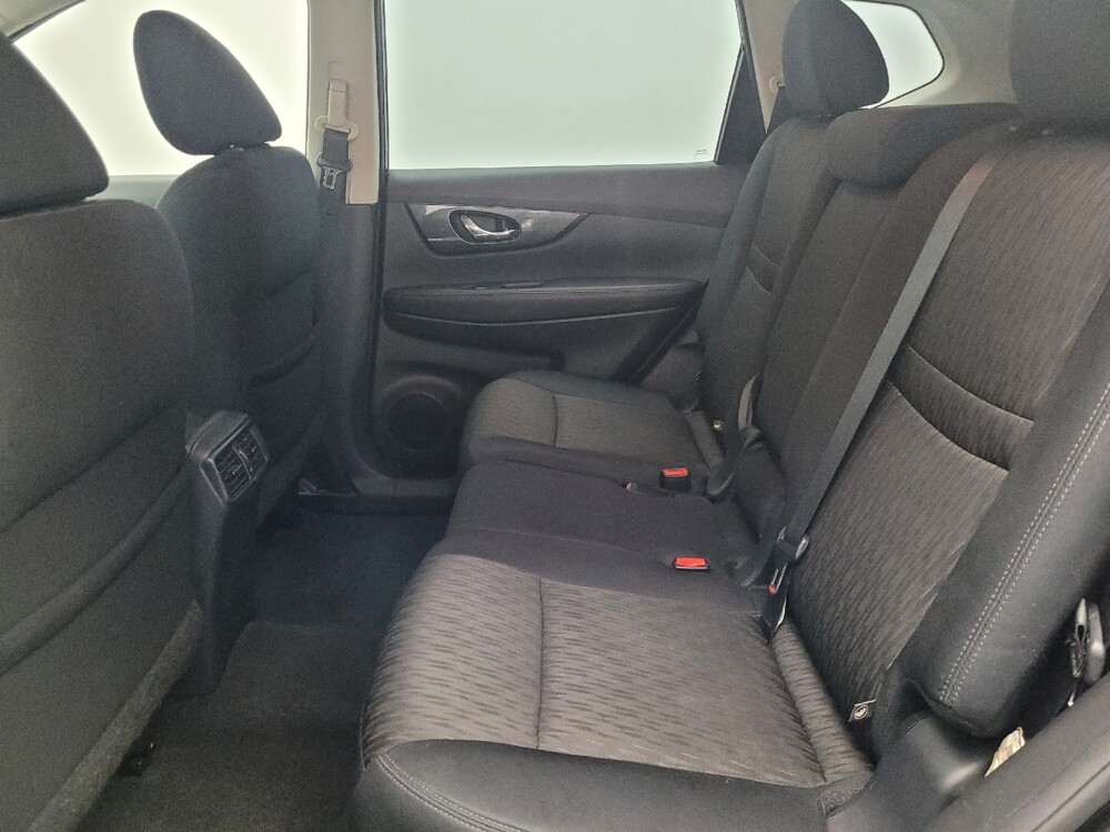 2017 Nissan Rogue in Miami, FL 33157 - 18094445 18