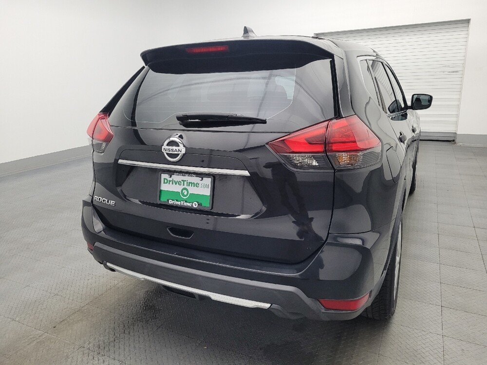 2017 Nissan Rogue in Miami, FL 33157 - 18094445 7