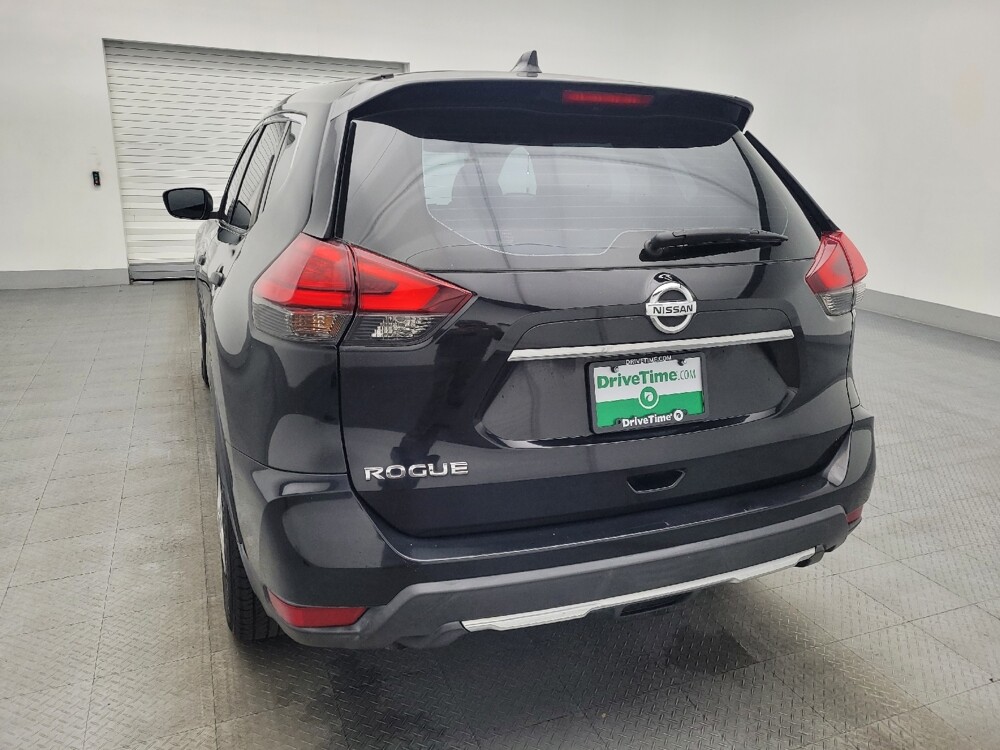 2017 Nissan Rogue in Miami, FL 33157 - 18094445 6