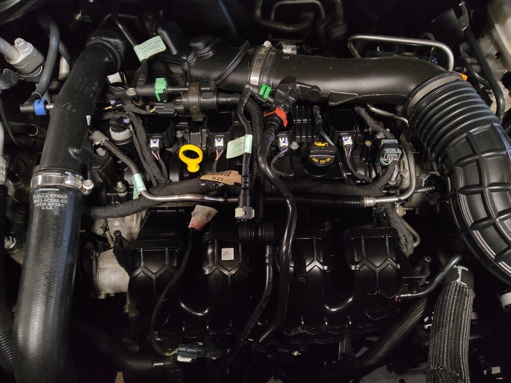 2019 Ford Explorer in Miami, FL 33157 - 18094446 30