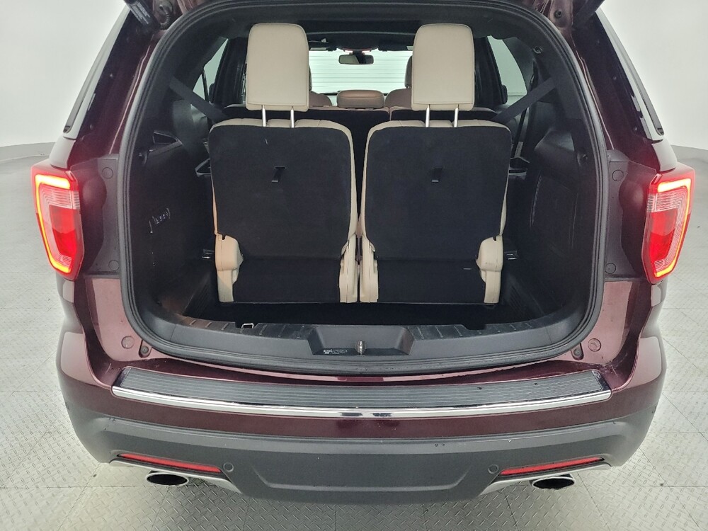 2019 Ford Explorer in Miami, FL 33157 - 18094446 29