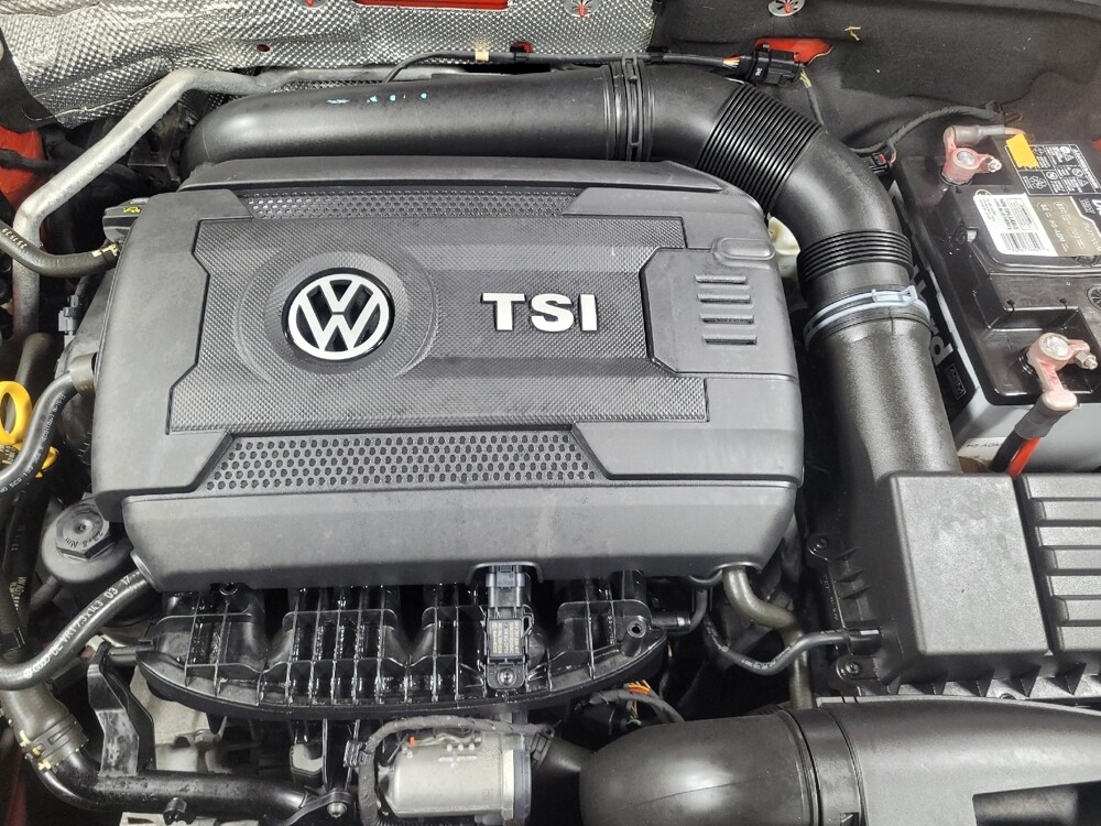 2016 Volkswagen Beetle in Albany, GA 31705 - 18094451 30