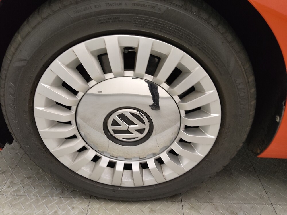 2016 Volkswagen Beetle in Albany, GA 31705 - 18094451 31