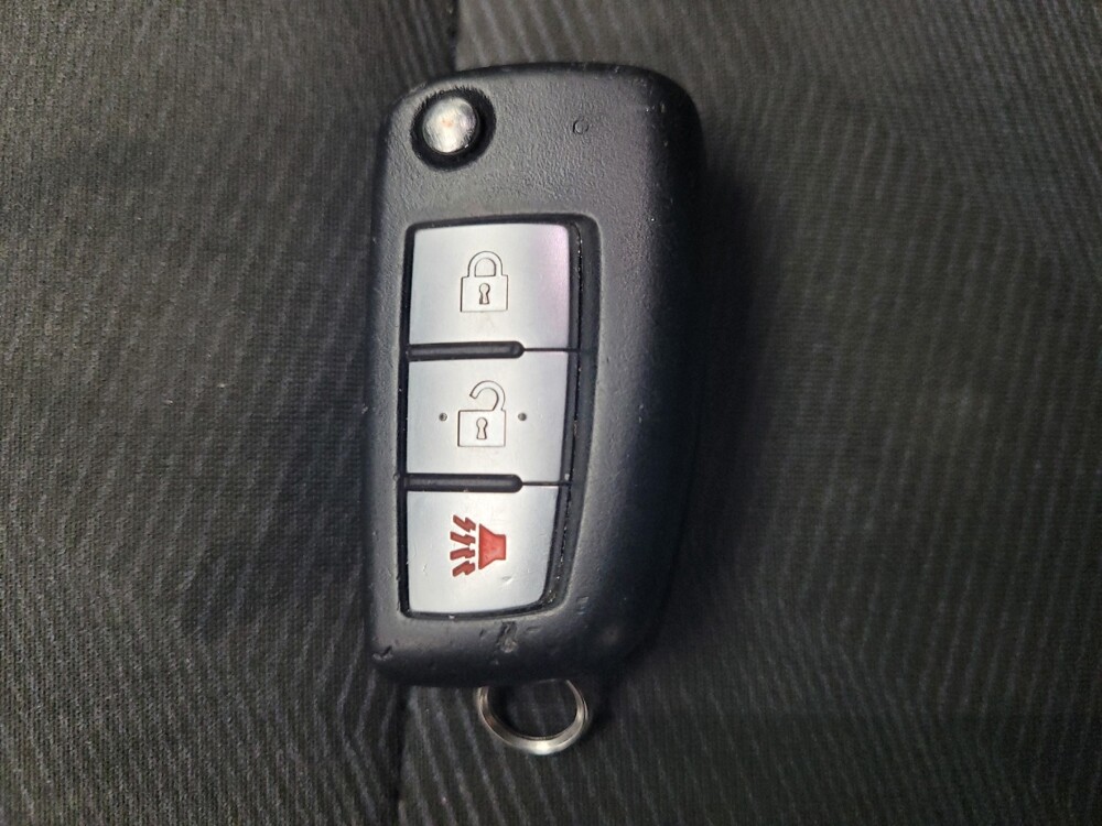 2016 Nissan Rogue in Eastpointe, MI 48021 - 18094457 32