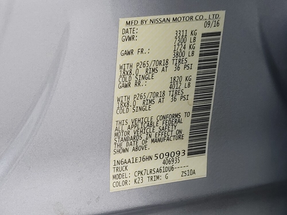 2017 Nissan Titan in Memphis, TN 38115 - 18094461 33