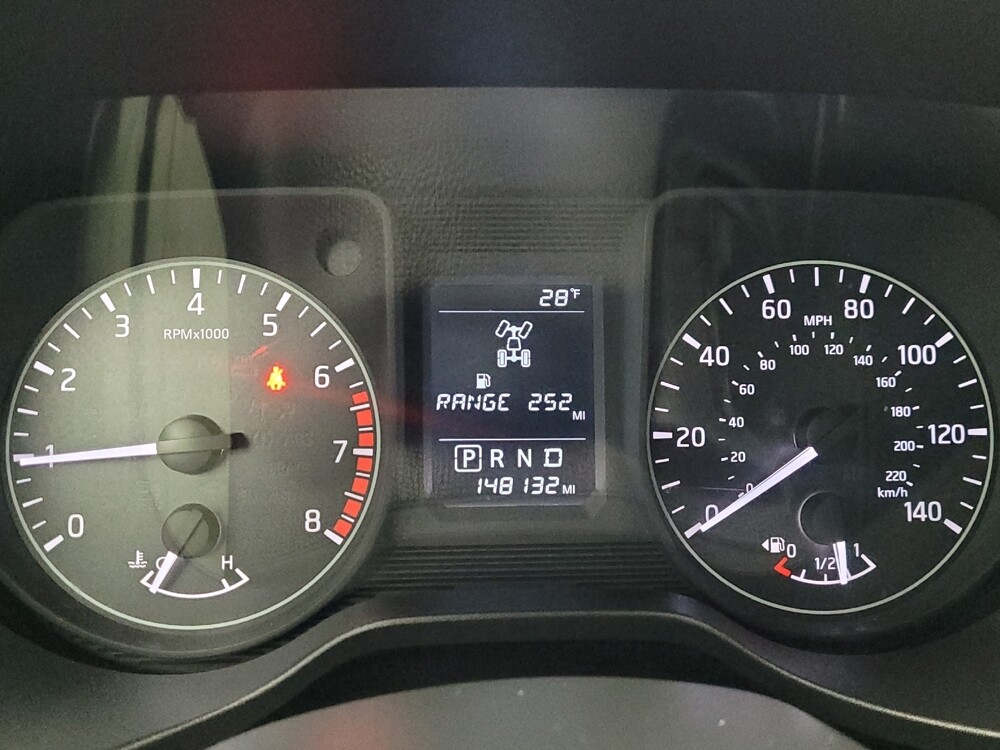 2017 Nissan Titan in Memphis, TN 38115 - 18094461 23