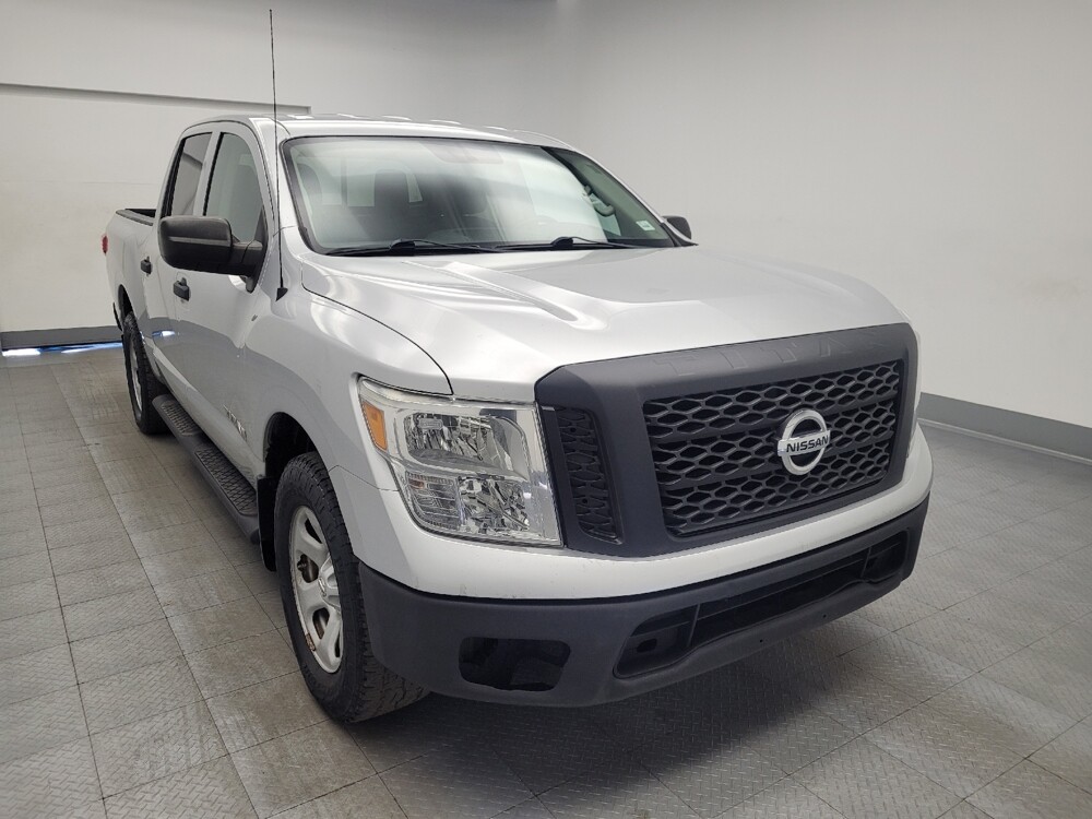 2017 Nissan Titan in Memphis, TN 38115 - 18094461 13