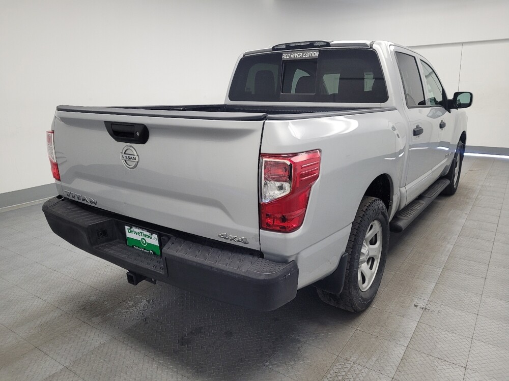 2017 Nissan Titan in Memphis, TN 38115 - 18094461 9