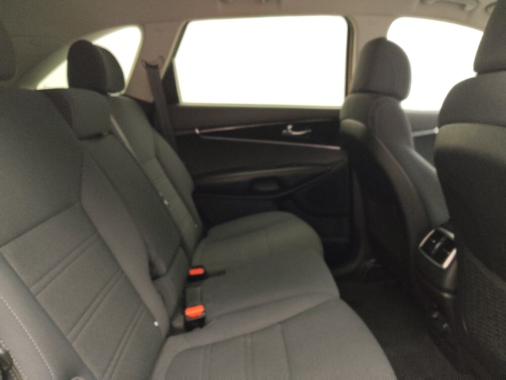 2017 Kia Sorento in Lombard, IL 60148 - 18094463 19