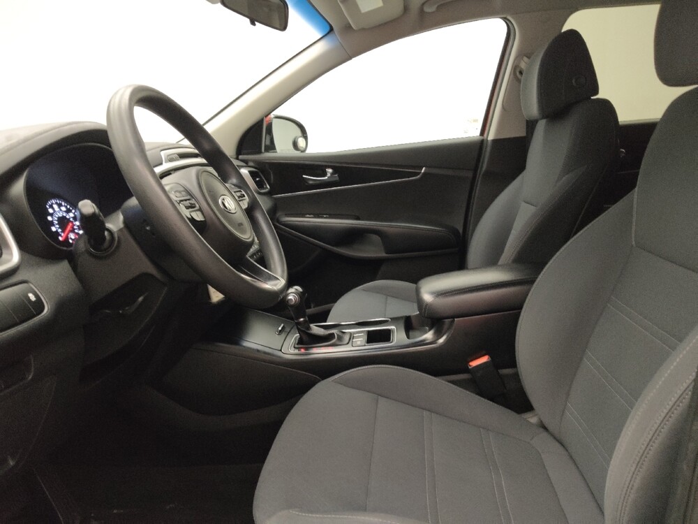 2017 Kia Sorento in Lombard, IL 60148 - 18094463 17