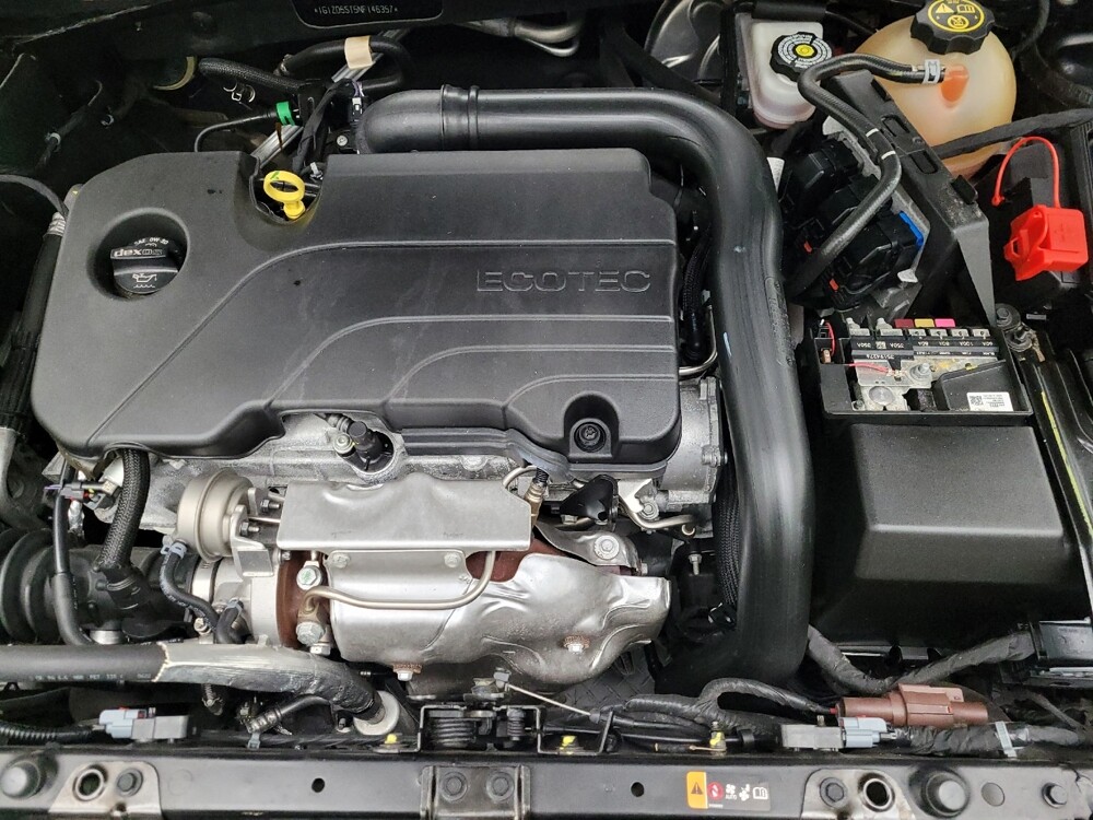 2022 Chevrolet Malibu in Peoria, IL 61615 - 18094465 30