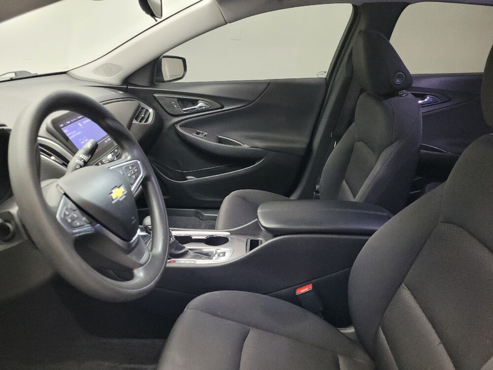 2022 Chevrolet Malibu in Peoria, IL 61615 - 18094465 17