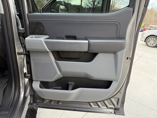 2022 Ford F150 in Knoxville, TN 37920 - 18094467 12