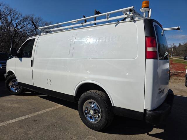 2011 Chevrolet Express 2500 in Blauvelt, NY 10913 - 18094474 6