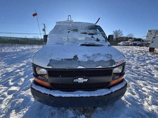 2011 Chevrolet Express 2500 in Blauvelt, NY 10913 - 18094474 3