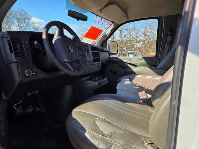 2011 Chevrolet Express 2500 in Blauvelt, NY 10913 - 18094474 10