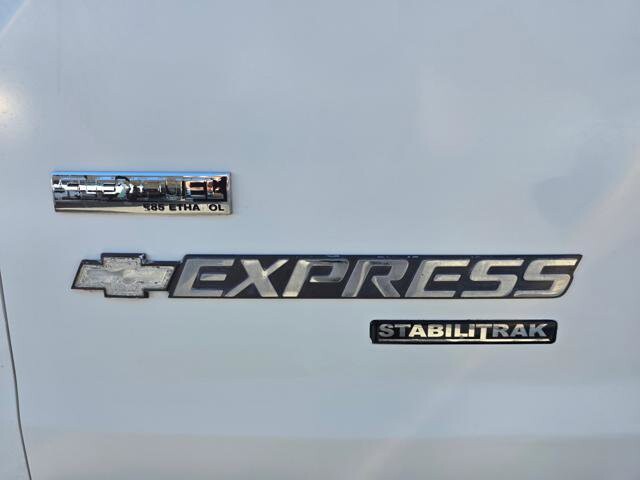 2011 Chevrolet Express 2500 in Blauvelt, NY 10913 - 18094474 43