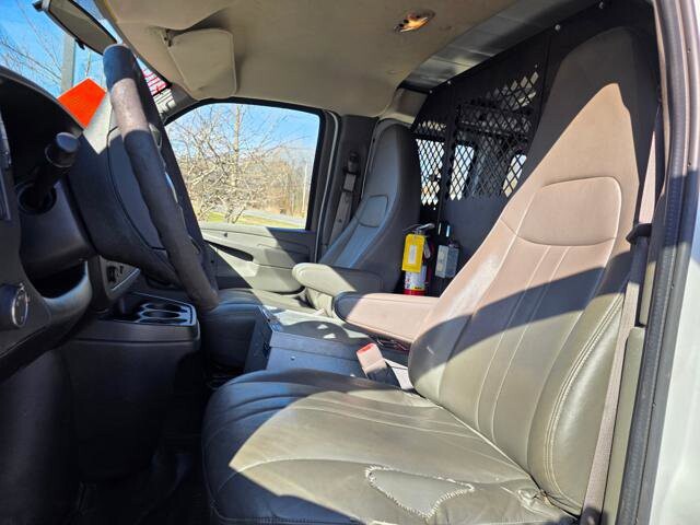 2011 Chevrolet Express 2500 in Blauvelt, NY 10913 - 18094474 12