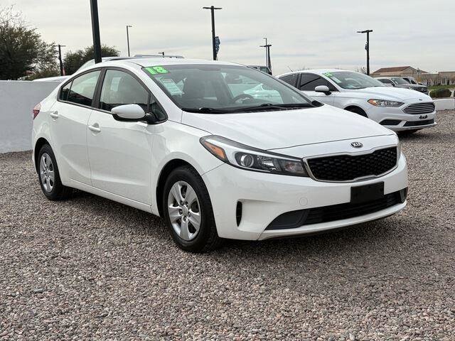 2018 Kia Forte in Mesa, AZ 85212 - 18094477 10