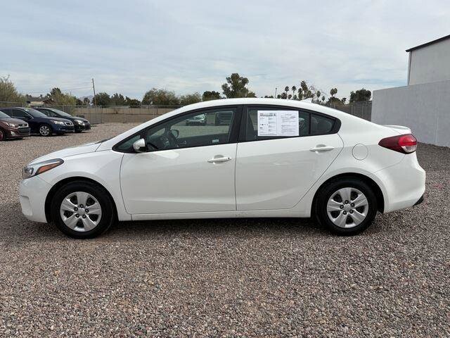 2018 Kia Forte in Mesa, AZ 85212 - 18094477 4