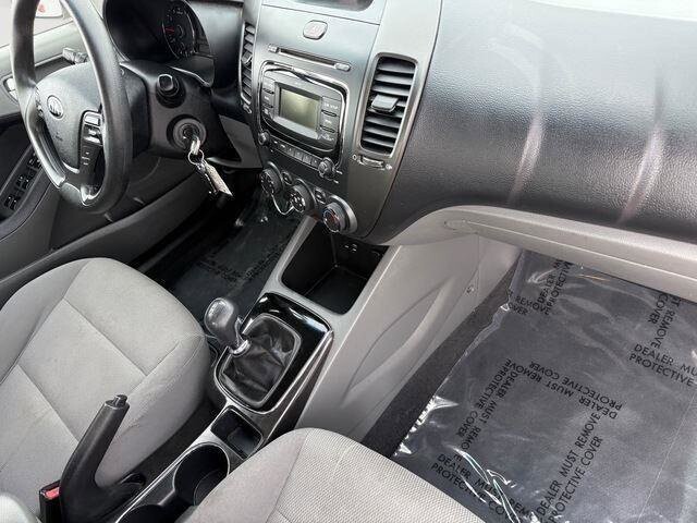 2018 Kia Forte in Mesa, AZ 85212 - 18094477 62