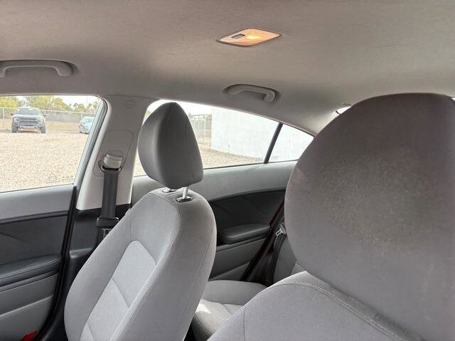 2018 Kia Forte in Mesa, AZ 85212 - 18094477 48