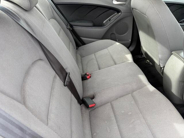 2018 Kia Forte in Mesa, AZ 85212 - 18094477 60