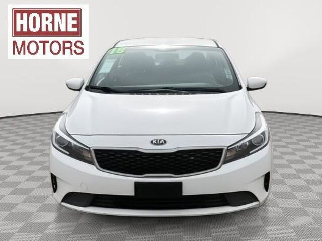 2018 Kia Forte in Mesa, AZ 85212 - 18094477 11
