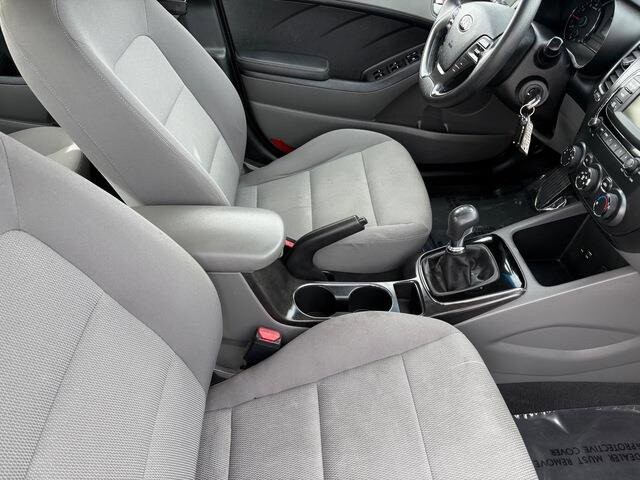 2018 Kia Forte in Mesa, AZ 85212 - 18094477 61