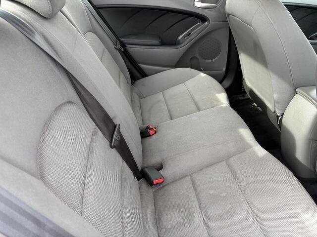 2018 Kia Forte in Mesa, AZ 85212 - 18094477 28