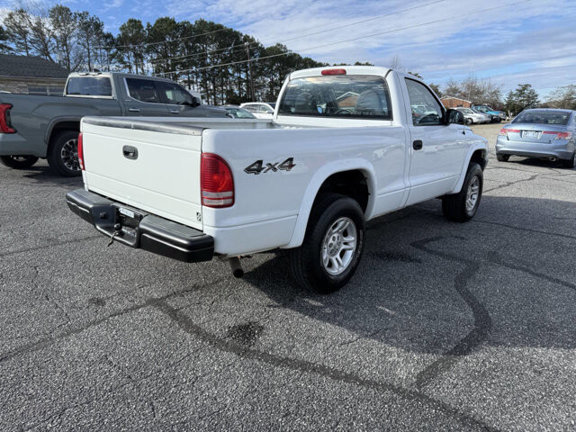 2004 Dodge Dakota in Hickory, NC 28602-5144 - 18094480 7