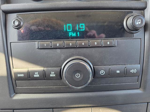 2014 Chevrolet Express 2500 in Blauvelt, NY 10913 - 18094496 21