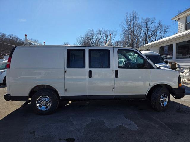 2014 Chevrolet Express 2500 in Blauvelt, NY 10913 - 18094496 9