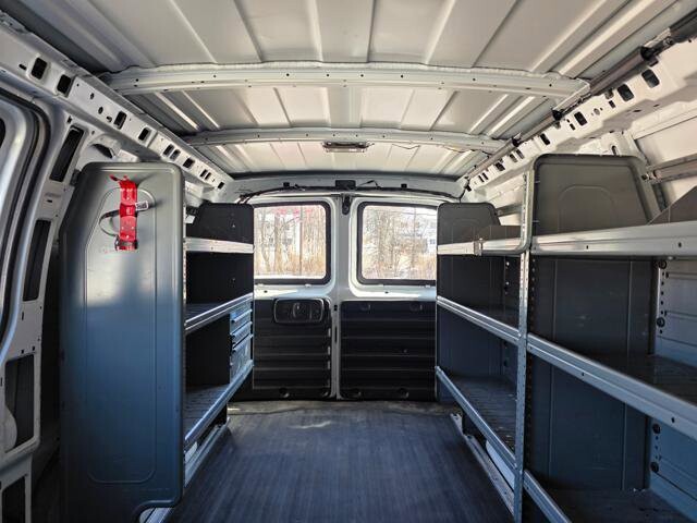 2014 Chevrolet Express 2500 in Blauvelt, NY 10913 - 18094496 25