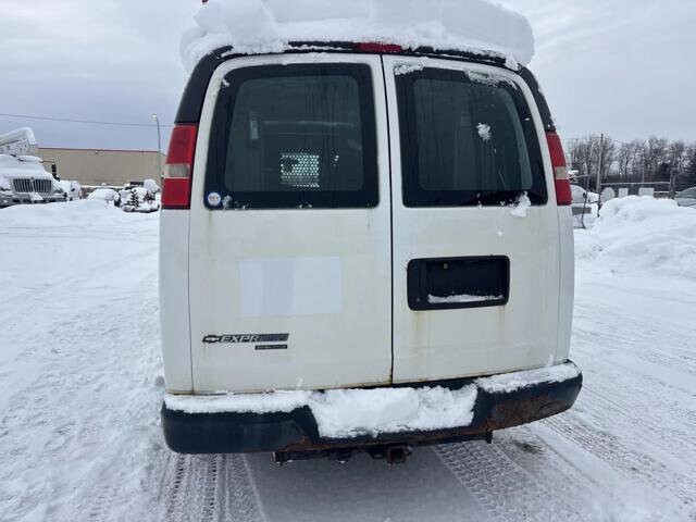 2014 Chevrolet Express 2500 in Blauvelt, NY 10913 - 18094496 4