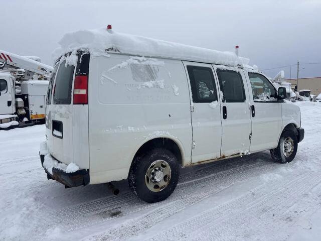2014 Chevrolet Express 2500 in Blauvelt, NY 10913 - 18094496 5