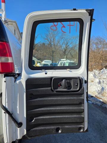 2014 Chevrolet Express 2500 in Blauvelt, NY 10913 - 18094496 30