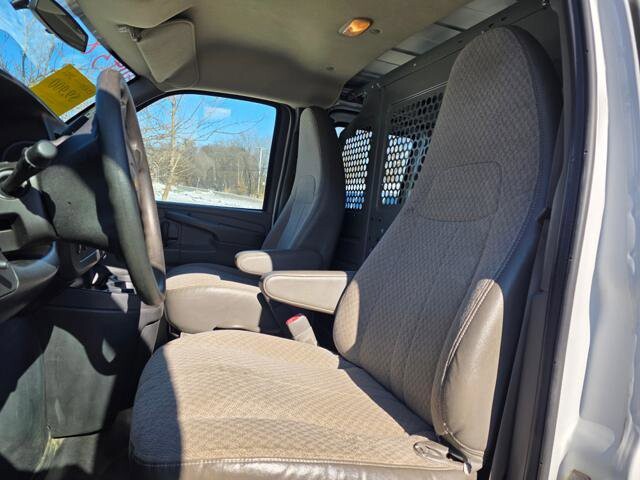 2014 Chevrolet Express 2500 in Blauvelt, NY 10913 - 18094496 12