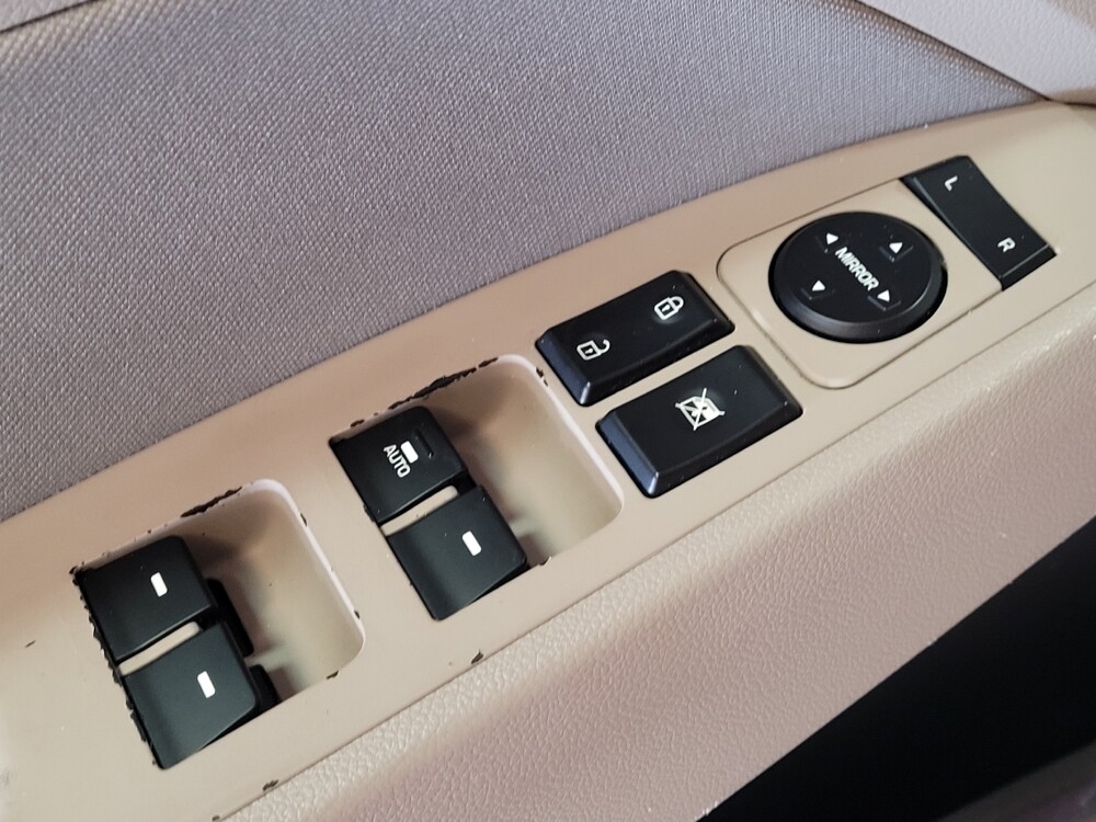 2020 Hyundai Elantra in Savannah, GA 31419 - 18094499 27