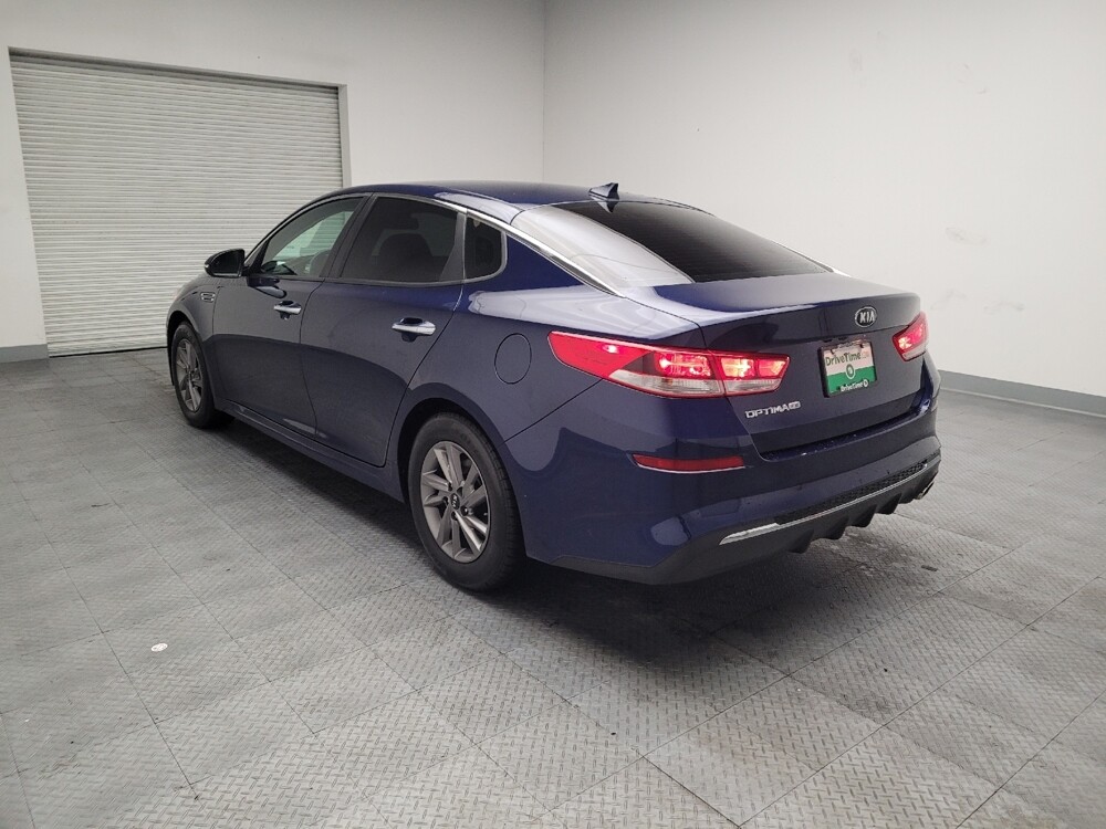 2020 Kia Optima in Downey, CA 90241 - 18094504 5