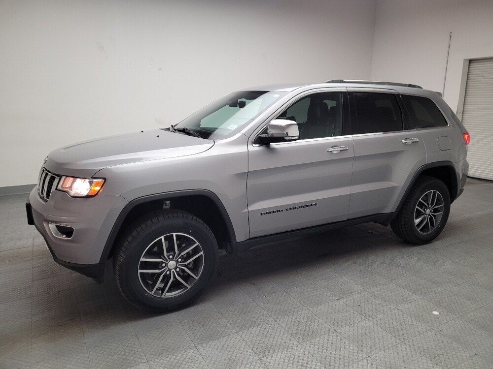 2019 Jeep Grand Cherokee in Fresno, CA 93726 - 18094505 2