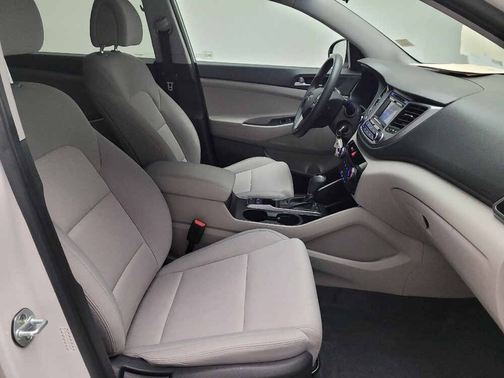 2017 Hyundai Tucson in Fresno, CA 93726 - 18094508 21