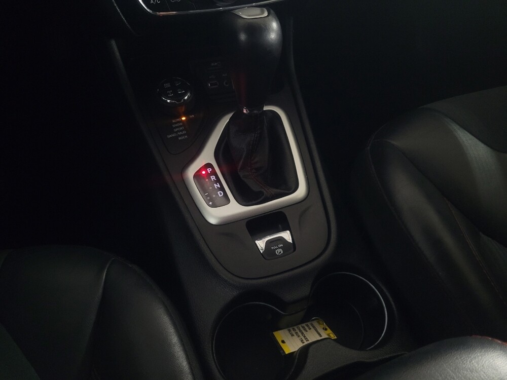 2018 Jeep Cherokee in Morrow, GA 30260 - 18094511 26