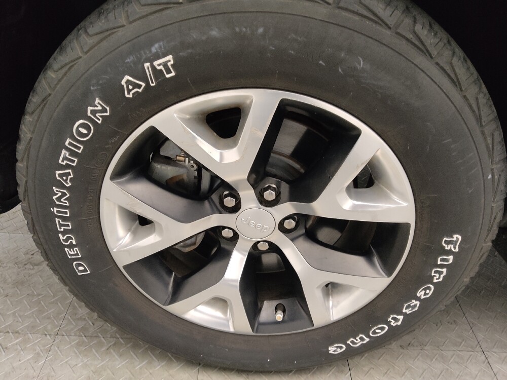 2018 Jeep Cherokee in Morrow, GA 30260 - 18094511 31