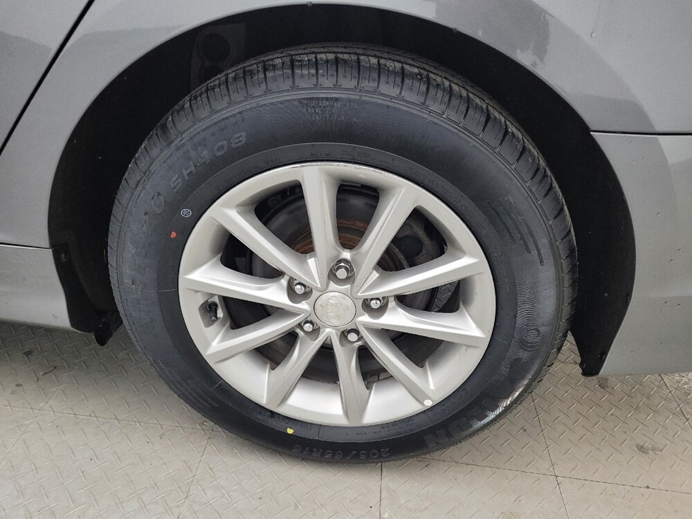 2019 Hyundai Sonata in Maple Heights, OH 44137 - 18094512 31