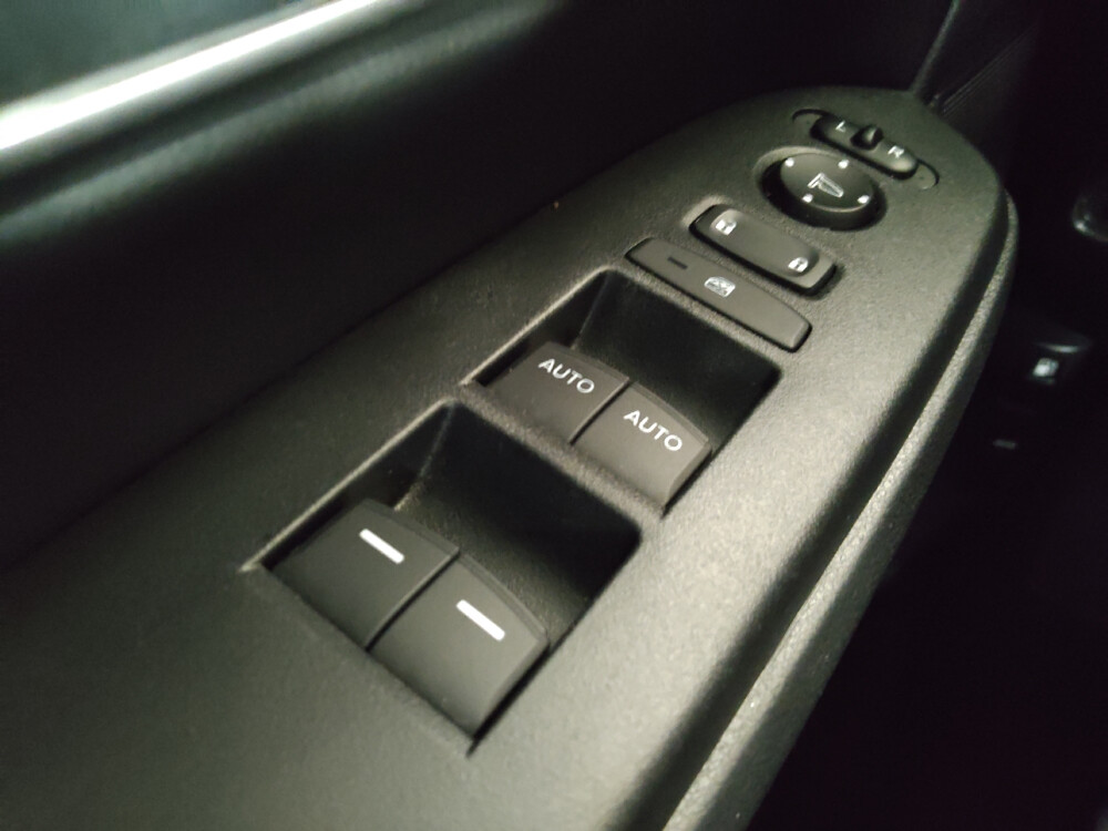 2017 Honda CR-V in Marietta, GA 30062 - 18094513 27