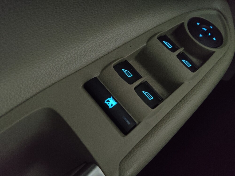 2018 Ford Escape in Stone Mountain, GA 30083 - 18094523 27