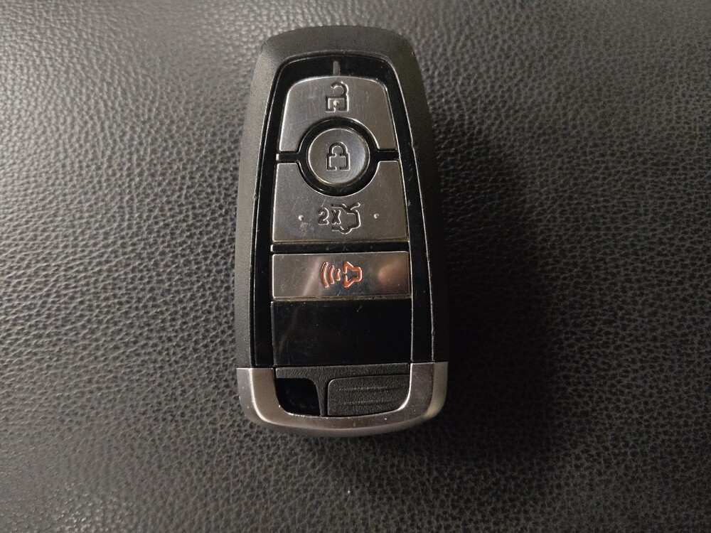 2018 Ford Fusion in Stone Mountain, GA 30083 - 18094534 32