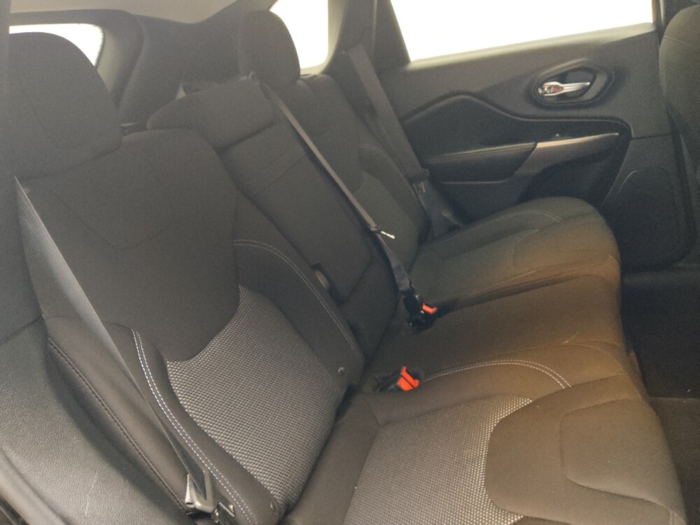 2019 Jeep Cherokee in Duluth, GA 30096 - 18094536 19